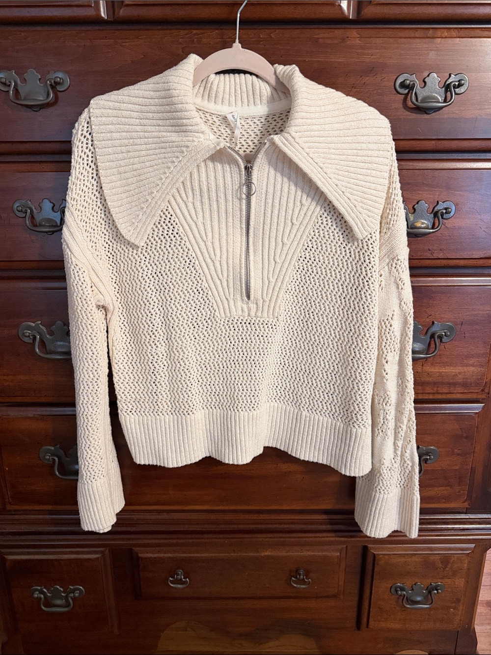 Daily Practice Cream Zip-Pullover V-Neck Sweater